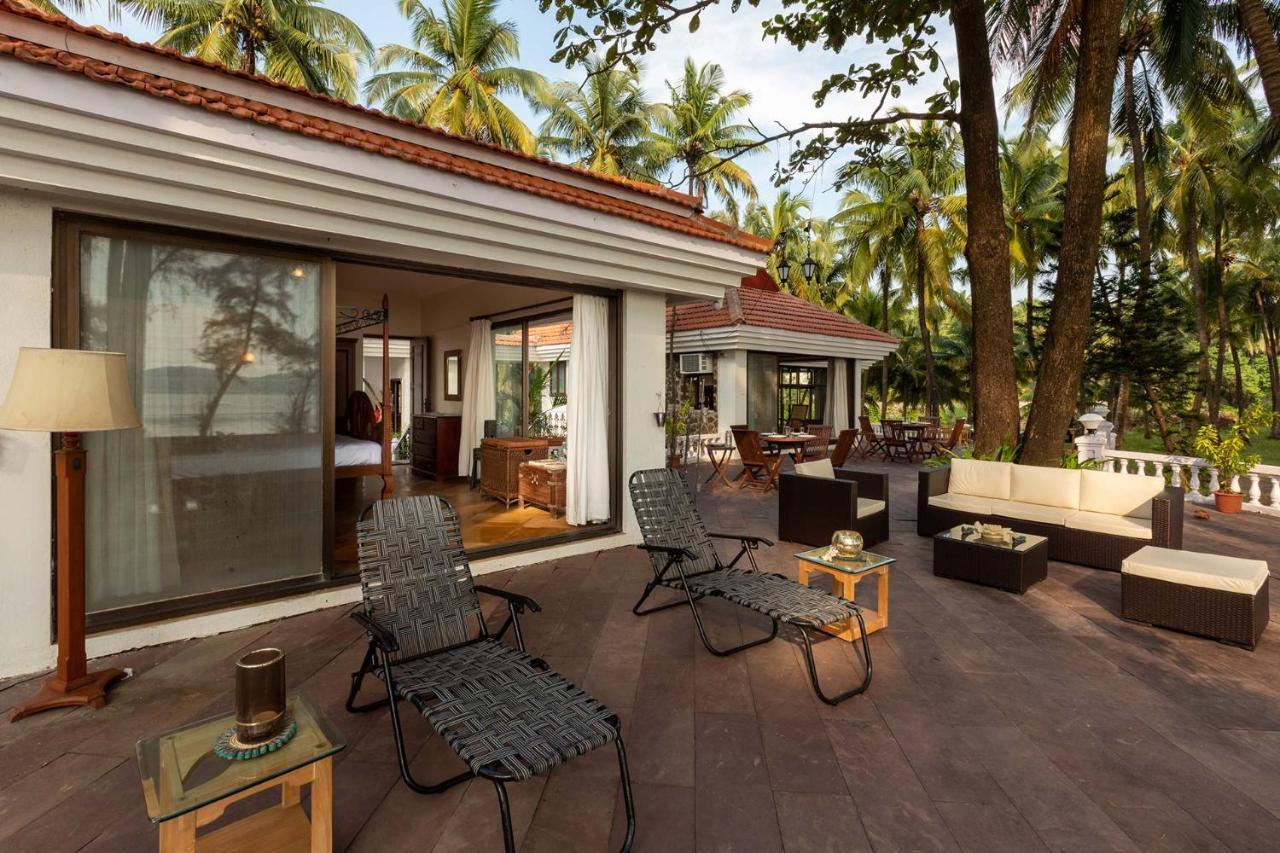 Casa Del Mer By Stayvista - Nearby Beach With, Sea-View Rooms & Coconut Farm Алібаґ Екстер'єр фото